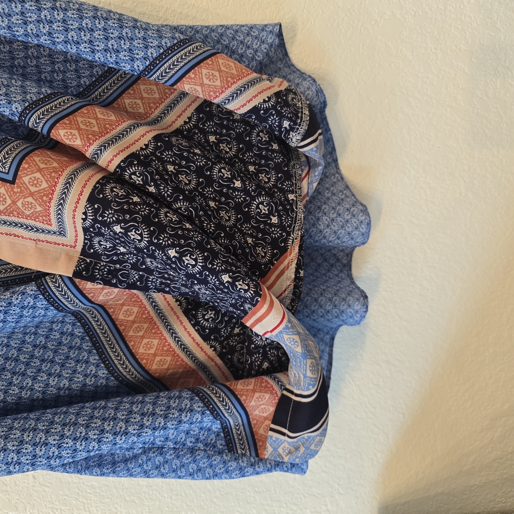 Womens Blue Patterned Blouse - image 4